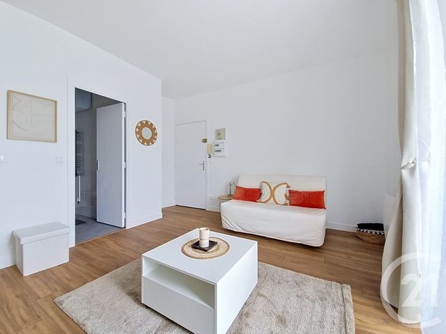 Appartement F1 &agrave; louer - 1 pi&egrave;ce - 25 m2 - Pontault Combault - 77 - ILE-DE-FRANCE