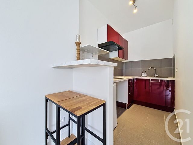 Appartement F1 &agrave; louer - 1 pi&egrave;ce - 25 m2 - Pontault Combault - 77 - ILE-DE-FRANCE