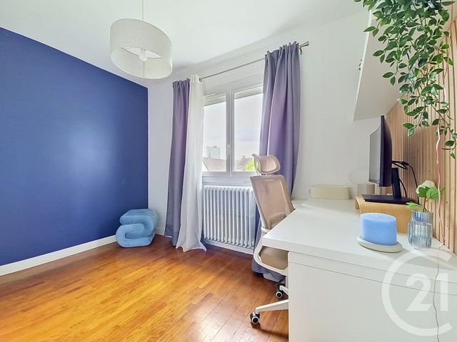 Maison &agrave; louer - 4 pi&egrave;ces - 71,40 m2 - Chennevieres Sur Marne - 94 - ILE-DE-FRANCE