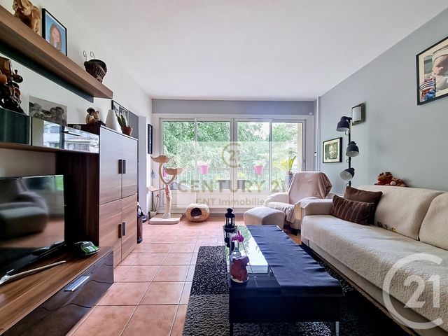 Appartement F4 &agrave; vendre - 4 pi&egrave;ces - 74 m2 - Chennevieres Sur Marne - 94 - ILE-DE-FRANCE