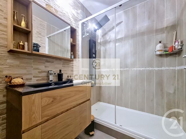 Appartement F4 &agrave; vendre - 4 pi&egrave;ces - 74 m2 - Chennevieres Sur Marne - 94 - ILE-DE-FRANCE