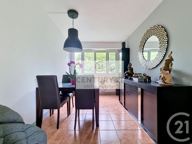 Appartement F4 &agrave; vendre - 4 pi&egrave;ces - 74 m2 - Chennevieres Sur Marne - 94 - ILE-DE-FRANCE