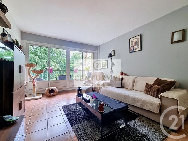 Appartement F4 &agrave; vendre - 4 pi&egrave;ces - 74 m2 - Chennevieres Sur Marne - 94 - ILE-DE-FRANCE