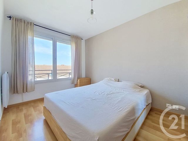 Appartement F3 &agrave; louer - 3 pi&egrave;ces - 61,51 m2 - Pontault Combault - 77 - ILE-DE-FRANCE