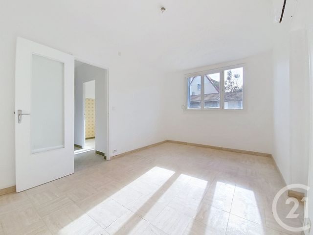 Maison &agrave; vendre - 7 pi&egrave;ces - 93,95 m2 - Ormesson Sur Marne - 94 - ILE-DE-FRANCE