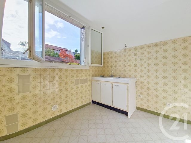 Maison &agrave; vendre - 7 pi&egrave;ces - 93,95 m2 - Ormesson Sur Marne - 94 - ILE-DE-FRANCE