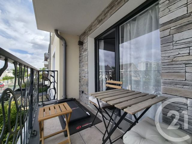 Appartement F2 &agrave; louer - 2 pi&egrave;ces - 40,76 m2 - Chennevieres Sur Marne - 94 - ILE-DE-FRANCE