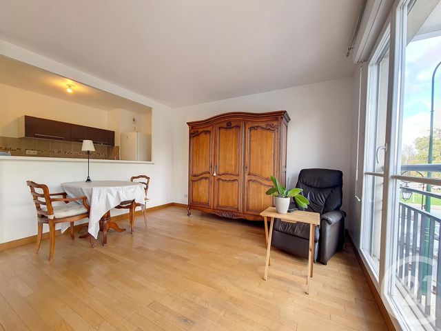 Appartement F2 &agrave; louer - 2 pi&egrave;ces - 43,02 m2 - Sucy En Brie - 94 - ILE-DE-FRANCE