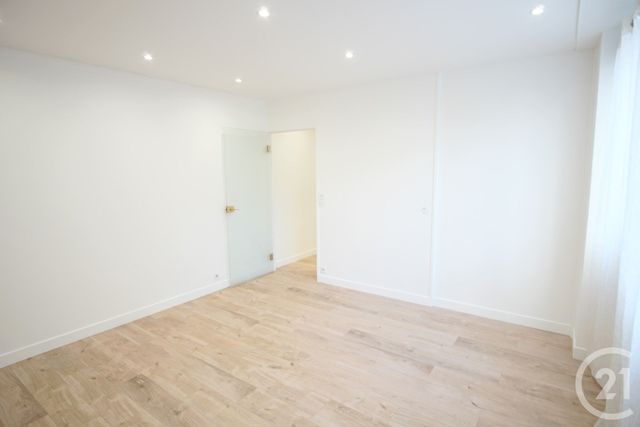 Appartement F3 à vendre - 3 pièces - 58,12 m2 - Choisy Le Roi - 94 - ILE-DE-FRANCE