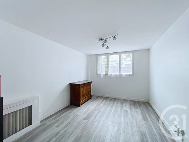 Appartement F2 à vendre CHOISY LE ROI