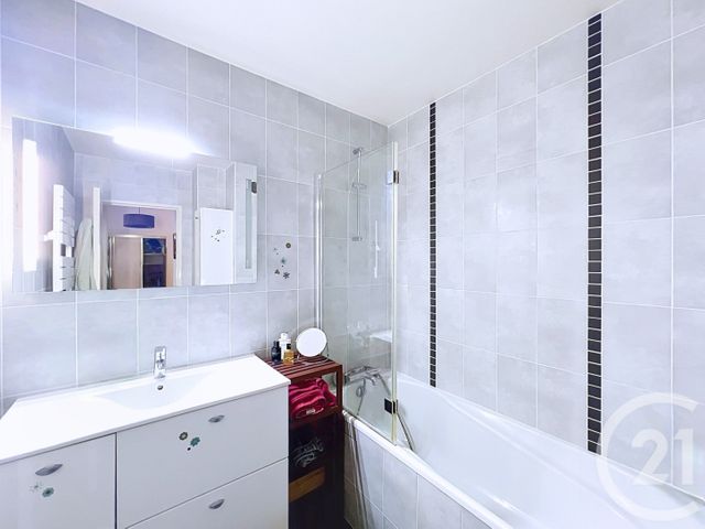 Appartement F5 &agrave; vendre - 5 pi&egrave;ces - 100,22 m2 - Choisy Le Roi - 94 - ILE-DE-FRANCE