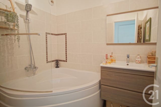 Appartement F3 à vendre - 3 pièces - 76,61 m2 - Creteil - 94 - ILE-DE-FRANCE