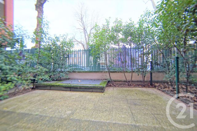 Appartement F1 &agrave; louer - 1 pi&egrave;ce - 30,36 m2 - Choisy Le Roi - 94 - ILE-DE-FRANCE