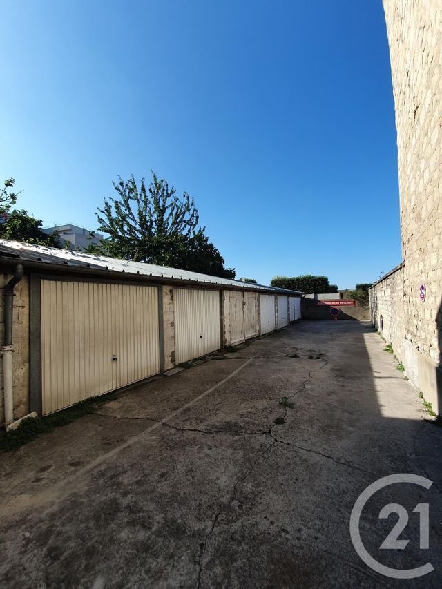 Parking &agrave; louer - 14 m2 - Choisy Le Roi - 94 - ILE-DE-FRANCE