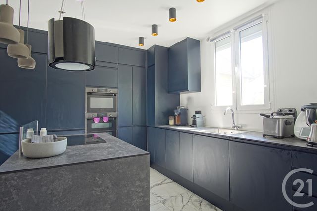 Maison &agrave; louer - 5 pi&egrave;ces - 114,51 m2 - Choisy Le Roi - 94 - ILE-DE-FRANCE