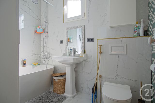 Maison &agrave; louer - 5 pi&egrave;ces - 114,51 m2 - Choisy Le Roi - 94 - ILE-DE-FRANCE