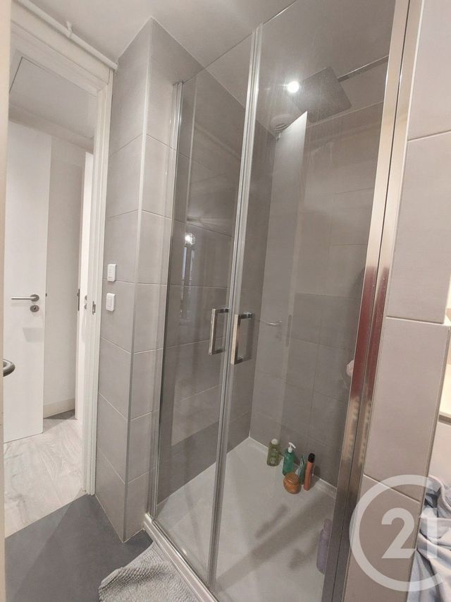 Appartement F2 &agrave; louer - 2 pi&egrave;ces - 37 m2 - Choisy Le Roi - 94 - ILE-DE-FRANCE