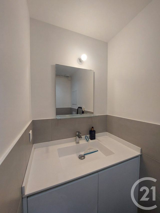 Appartement F2 &agrave; louer - 2 pi&egrave;ces - 37 m2 - Choisy Le Roi - 94 - ILE-DE-FRANCE