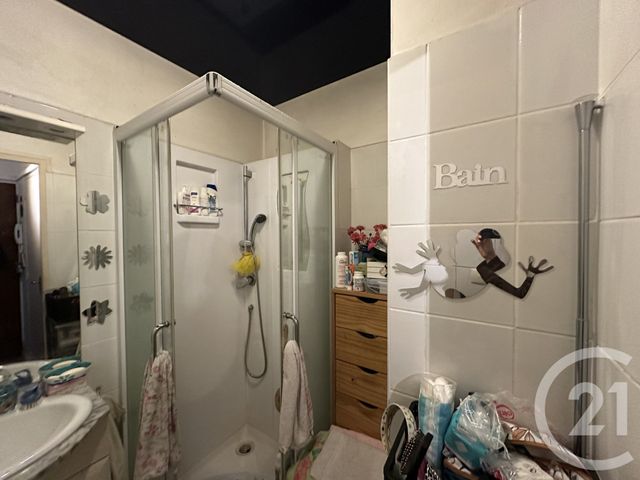 Appartement F1 à vendre - 1 pièce - 29,70 m2 - La Varenne St Hilaire - 94 - ILE-DE-FRANCE