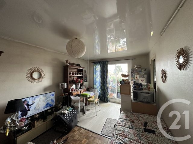 Appartement F1 à vendre - 1 pièce - 29,70 m2 - La Varenne St Hilaire - 94 - ILE-DE-FRANCE