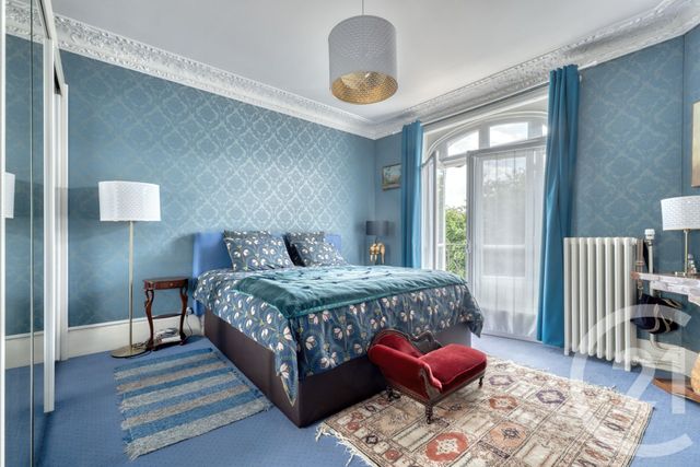 Maison à vendre - 7 pièces - 180 m2 - La Varenne St Hilaire - 94 - ILE-DE-FRANCE