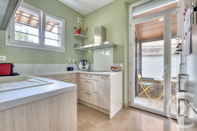 Maison à vendre - 7 pièces - 180 m2 - La Varenne St Hilaire - 94 - ILE-DE-FRANCE