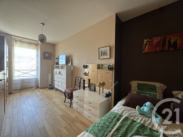 Maison à vendre - 8 pièces - 171,18 m2 - La Varenne St Hilaire - 94 - ILE-DE-FRANCE