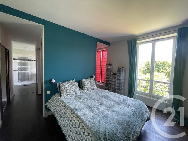 Maison à vendre - 6 pièces - 207 m2 - La Varenne St Hilaire - 94 - ILE-DE-FRANCE