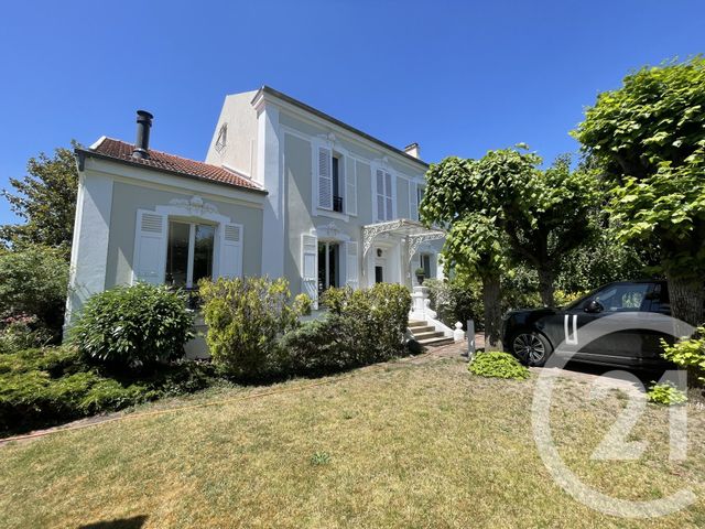 Maison à vendre - 6 pièces - 207 m2 - La Varenne St Hilaire - 94 - ILE-DE-FRANCE