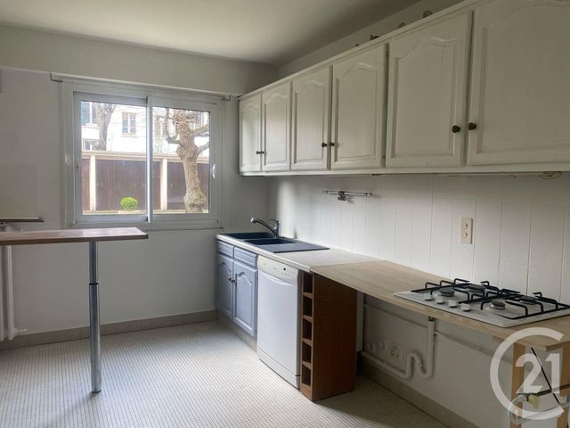 Appartement F2 à vendre - 3 pièces - 64,67 m2 - St Maur Des Fosses - 94 - ILE-DE-FRANCE