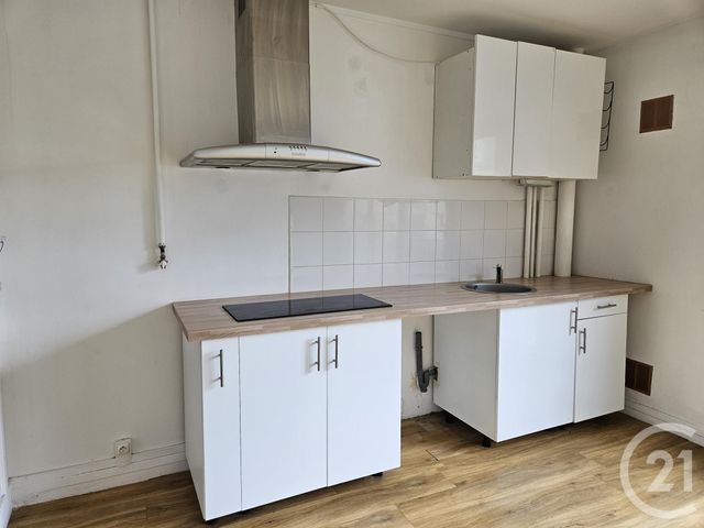 Appartement F1 à vendre - 1 pièce - 29,61 m2 - La Varenne St Hilaire - 94 - ILE-DE-FRANCE