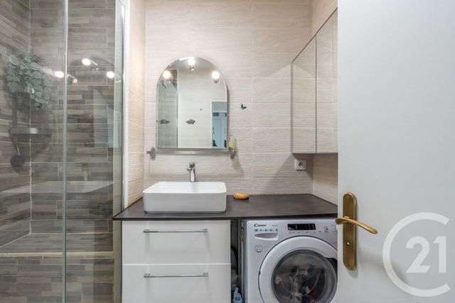 Appartement F3 à vendre - 3 pièces - 64,01 m2 - La Varenne St Hilaire - 94 - ILE-DE-FRANCE