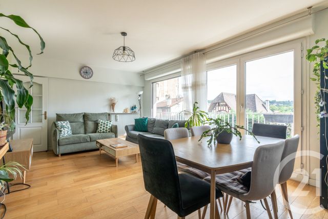 Appartement F3 à vendre - 3 pièces - 64,01 m2 - La Varenne St Hilaire - 94 - ILE-DE-FRANCE