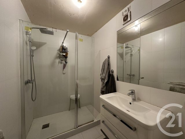 Appartement F3 à vendre - 3 pièces - 75,28 m2 - La Varenne St Hilaire - 94 - ILE-DE-FRANCE