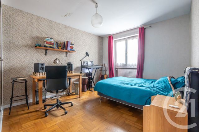 Maison &agrave; vendre - 8 pi&egrave;ces - 167,64 m2 - St Maur Des Fosses - 94 - ILE-DE-FRANCE