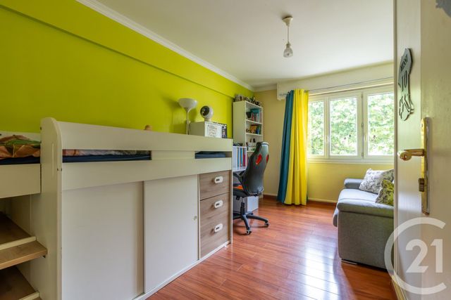 Appartement F4 &agrave; vendre - 4 pi&egrave;ces - 80 m2 - St Maur Des Fosses - 94 - ILE-DE-FRANCE