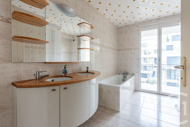 Appartement F4 &agrave; vendre - 4 pi&egrave;ces - 108,20 m2 - St Maur Des Fosses - 94 - ILE-DE-FRANCE