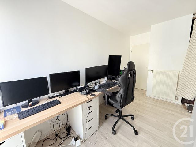 Appartement F3 &agrave; vendre - 3 pi&egrave;ces - 62,24 m2 - St Ouen - 93 - ILE-DE-FRANCE