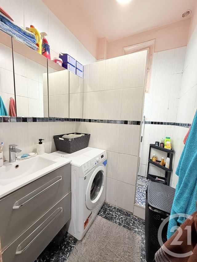 Appartement F2 &agrave; vendre - 2 pi&egrave;ces - 54,08 m2 - St Ouen - 93 - ILE-DE-FRANCE