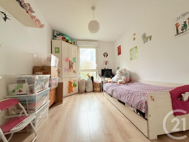 Appartement F3 &agrave; vendre - 3 pi&egrave;ces - 70,34 m2 - St Ouen - 93 - ILE-DE-FRANCE