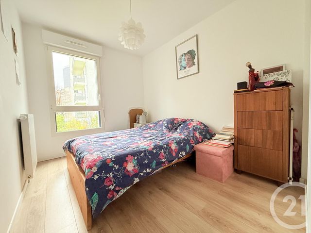 Appartement F3 &agrave; vendre - 3 pi&egrave;ces - 70,34 m2 - St Ouen - 93 - ILE-DE-FRANCE