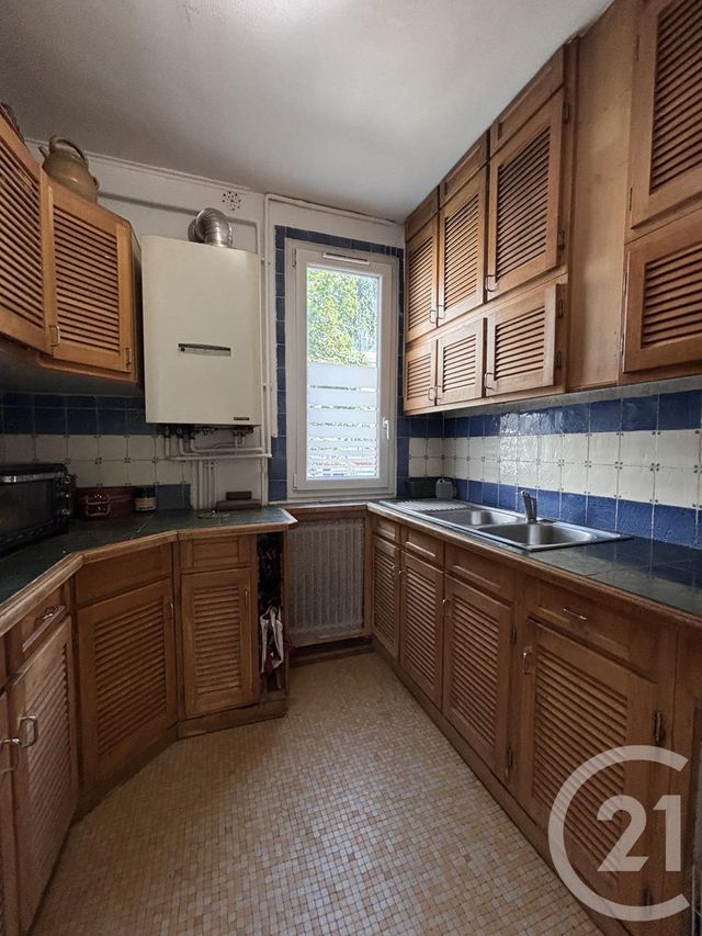 Appartement F3 &agrave; vendre - 3 pi&egrave;ces - 52,98 m2 - St Ouen - 93 - ILE-DE-FRANCE