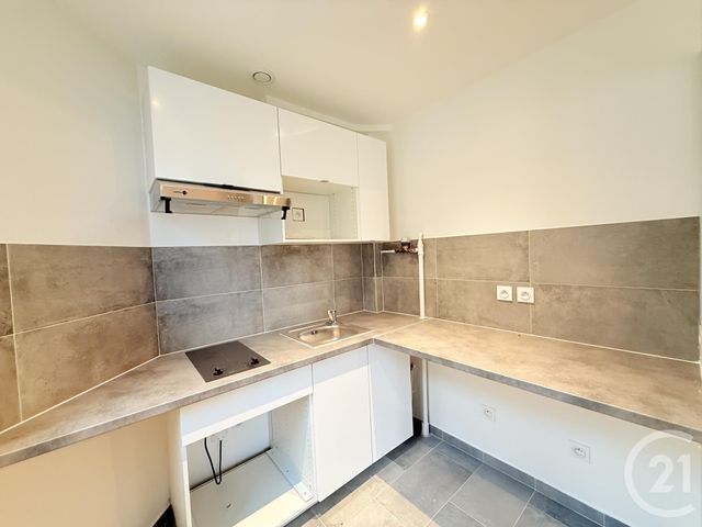 Appartement Studio à vendre - 1 pièce - 27,89 m2 - Courbevoie - 92 - ILE-DE-FRANCE