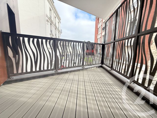 Appartement F4 &agrave; louer - 4 pi&egrave;ces - 75,43 m2 - La Plaine St Denis - 93 - ILE-DE-FRANCE