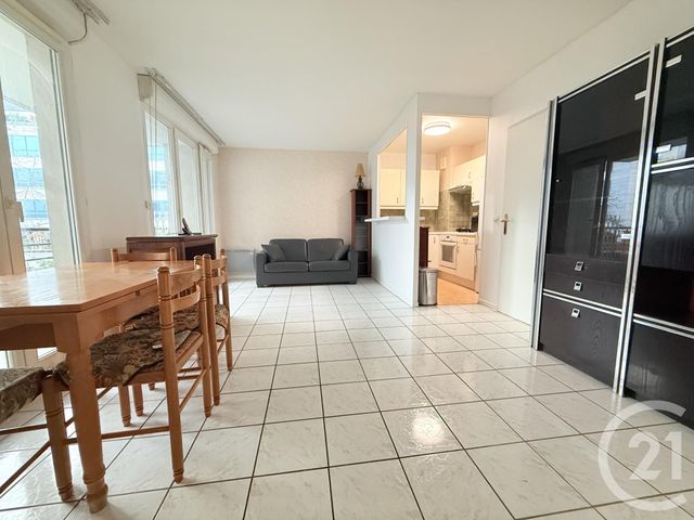 Appartement F2 &agrave; louer - 2 pi&egrave;ces - 45,96 m2 - La Plaine St Denis - 93 - ILE-DE-FRANCE