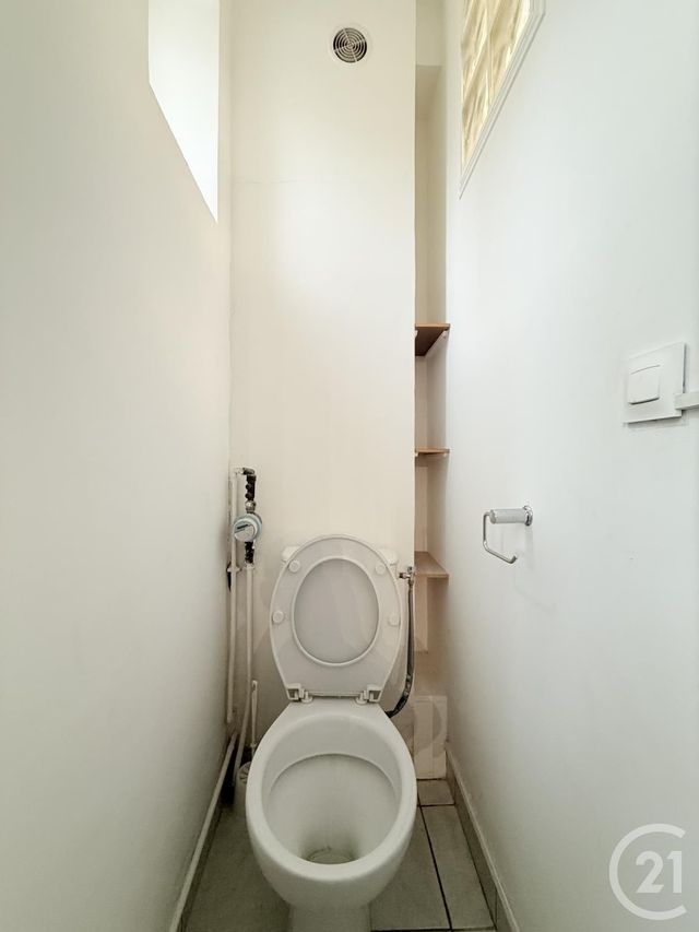 Appartement Studio &agrave; louer - 1 pi&egrave;ce - 15,52 m2 - Paris - 75018 - ILE-DE-FRANCE