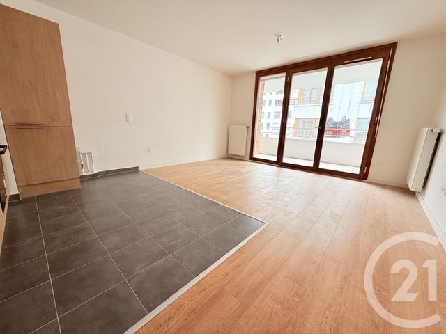 Appartement F3 &agrave; louer - 3 pi&egrave;ces - 59,43 m2 - La Plaine St Denis - 93 - ILE-DE-FRANCE