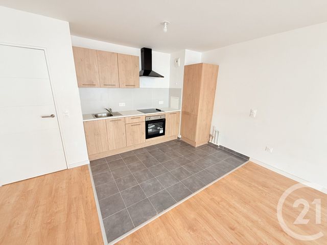 Appartement F3 &agrave; louer - 3 pi&egrave;ces - 59,43 m2 - La Plaine St Denis - 93 - ILE-DE-FRANCE