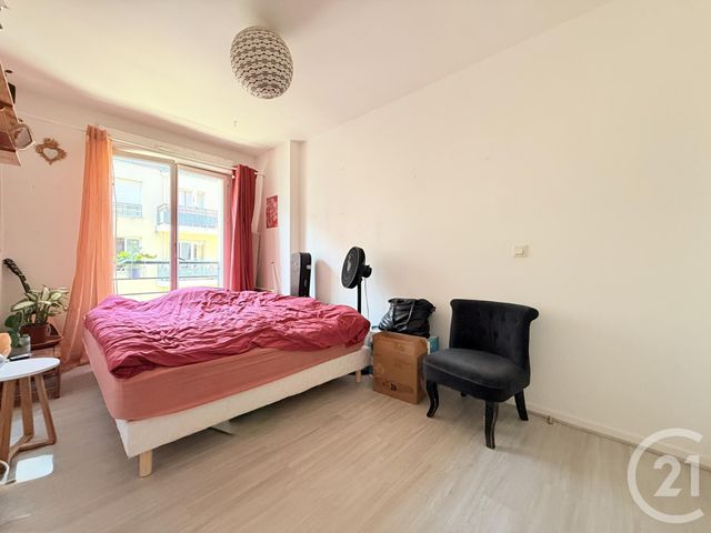 Appartement F4 &agrave; vendre - 4 pi&egrave;ces - 79,50 m2 - St Ouen - 93 - ILE-DE-FRANCE