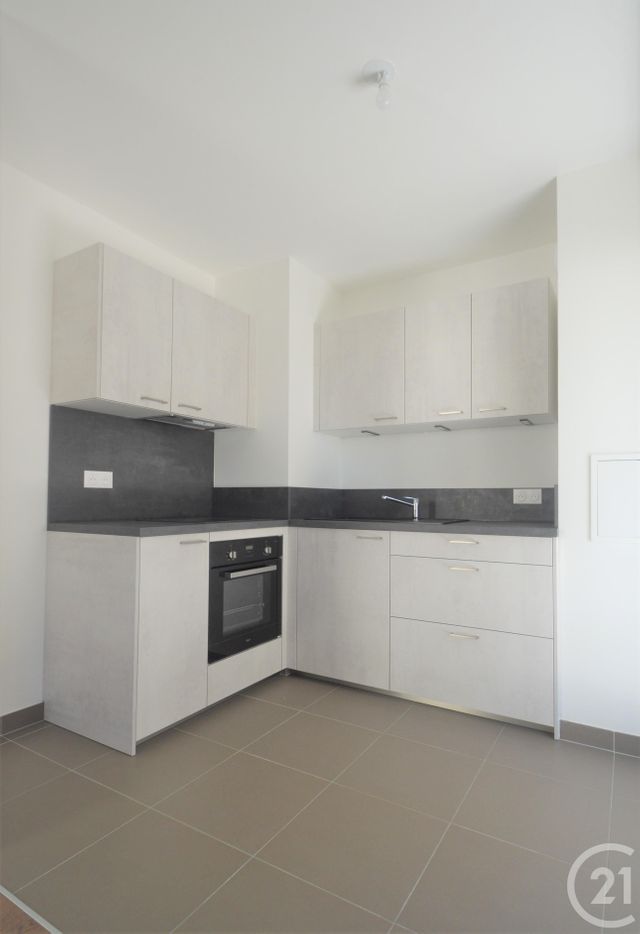 Appartement F3 &agrave; louer - 3 pi&egrave;ces - 64,53 m2 - St Ouen - 93 - ILE-DE-FRANCE